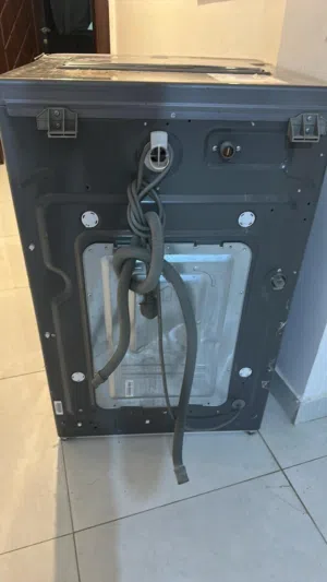 غسالة للبيع اسكراب - Washing machine for sale as scrap