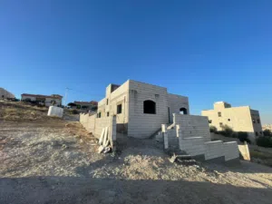 بيت مستقل عظم للبيع