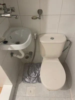تلات اطقم حمامات