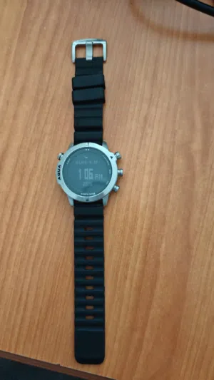 ساعة كمبيوتر غوص Diving watch and computer