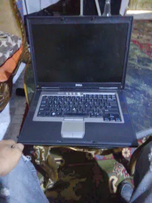 لاب توب للبيع ديل يحتاج بطاريه