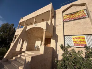 450 m2 More than 6 bedrooms Villa for Sale in Amman Naour