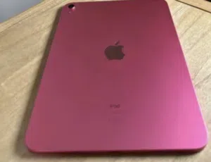 iPad الجيل العاشر وردي