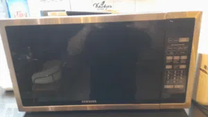 Samsung 30+ Liters Microwave in Muscat