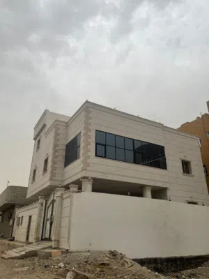 440 m2 More than 6 bedrooms Villa for Sale in Aden Shaykh Uthman