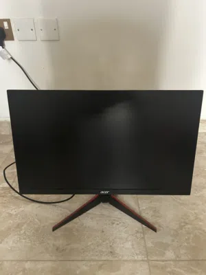شاشة acer nitro 24 inch 180Hz فيها مشكلة