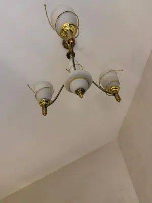 ثريا نظيفة جدا