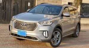 Used Hyundai Santa Fe in Sana'a