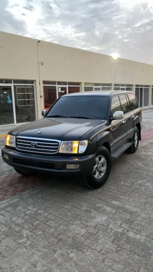 Used Toyota Land Cruiser in Buraimi