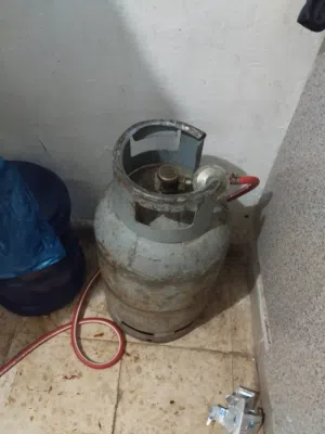 جرة غاز مليانة اكثر من نصها