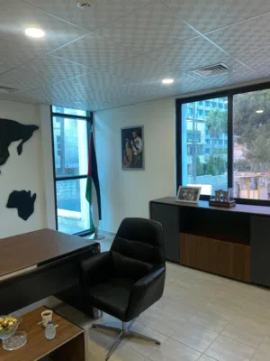 مجمع تجاري  للإيجار يشكل كامل في قلب العاصمة عمان - شارع طلحة بن عبيد الله - بجانب البوليفارد