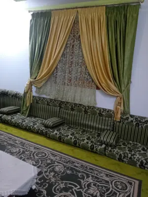 جلسة عربية مع ستار وبساط 4×5
