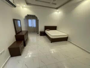 غرف نوم ومراتب ودولاب