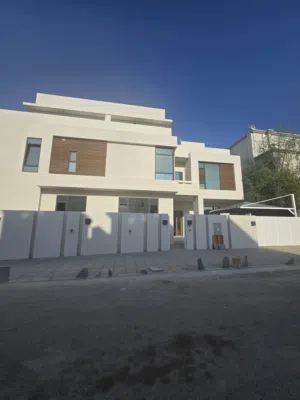 فلل فخمه للبيع في الغبره الجنوبية