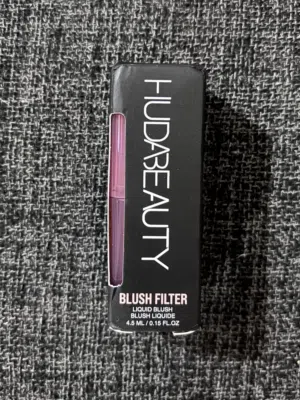 Huda beauty - Strawberry cream