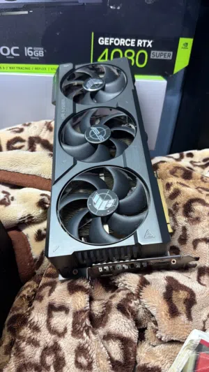 Asus TUF Gaming GeForce RTX 4080 super 16 giga
