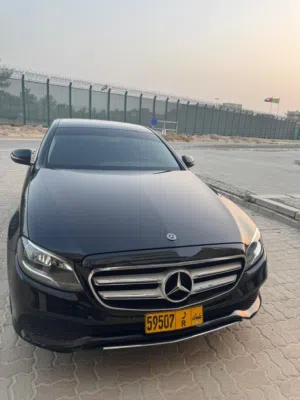 ‏مرسيدس بنز ‏.‏ الفئة-E ‏.‏ 2018 ‏.‏ مستعمل‏2
