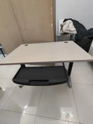 Computer table
