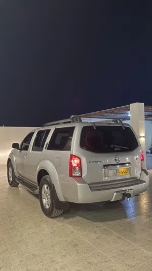 Used Nissan Pathfinder in Al Batinah