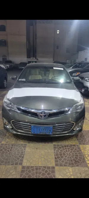 Used Toyota Avalon in Sana'a