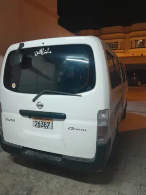 باص نيسات 2008