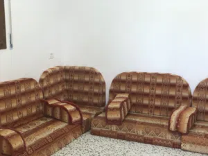 اتات غرفة معيشة مستعملة استعمال منزلي