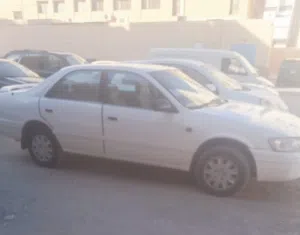 سيارة تويوتا كامري للبيع