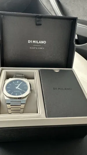 D1 Milano Re_Silver Ultra Thin Watch  40mm (Valid warranty)