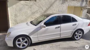 مرسيدس 2004