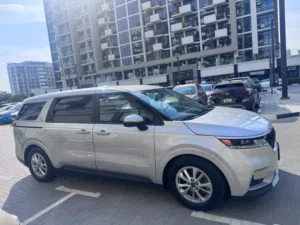 Kia Carnival LX 2024