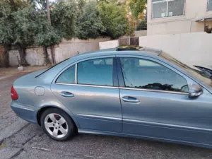 مارسيدس E200 موديل 2004