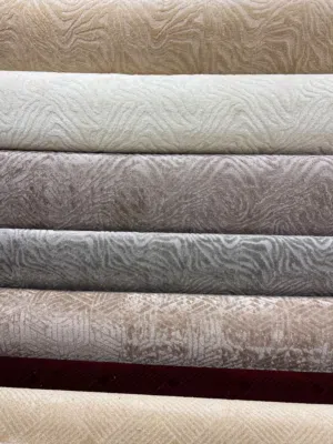 يتوفر لدينا جميع انواع السجاد والموكيت والبرادي والعشب الصناعي والباركيه الجلد