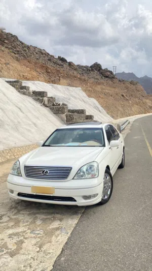 Used Lexus LS in Al Batinah