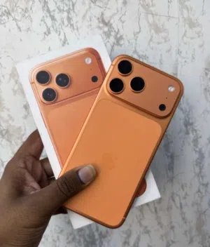 للبيع iPhone 17 Pro Max