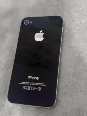 آيفون 4s نظيف جداً للبيع علليييه اي كلاووود