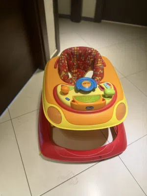 مشاية أطفال ماركة تشيكو (Chicco) العالمية
