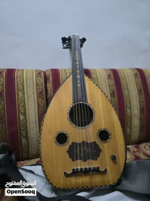 عود مصري منتاز جداً قديم لا اصحاب المزاج واصحاب الفن