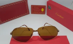 نظارة شمسية كارتييه بانثر 59 ذهبية بنية اللون، طراز عتيق، مطلية بالذهب عيار 18 قيراطًا صناعه فرنسي