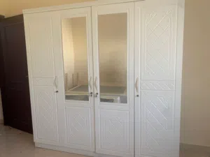 خزينة ملابس