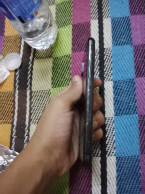 ايفون إكس للبيع