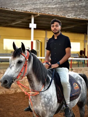 عمرو السمنه 