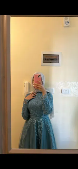 فستان سهرة فاخر للمحجبات