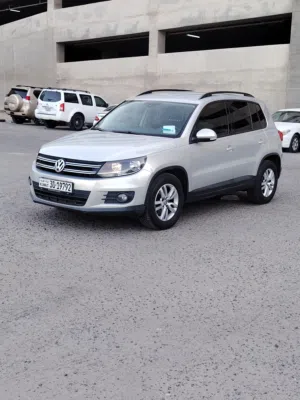 تيجوان 2014  نظيفه جداااا
