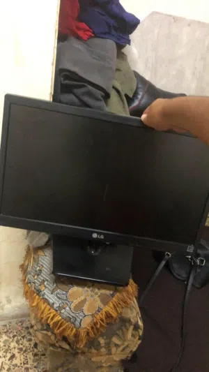 19.5 LG monitors for sale  in Amman
