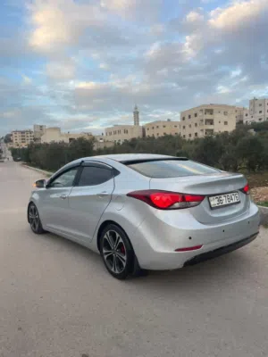 Used Hyundai Elantra in Irbid