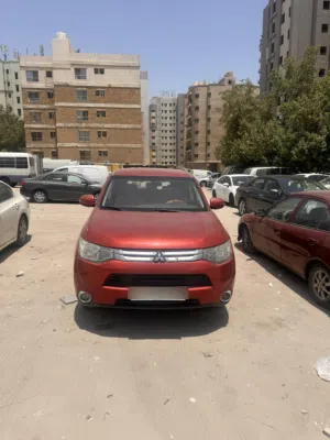 اوتلاندر 2015 للبيع تمام