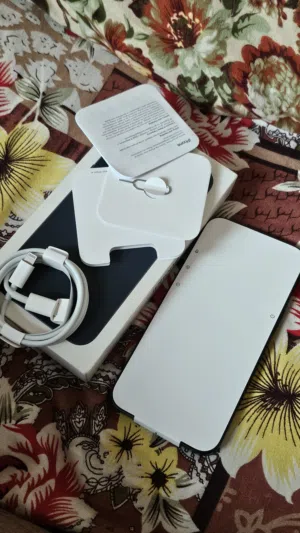 Apple iPhone 13 128 GB in Sana'a