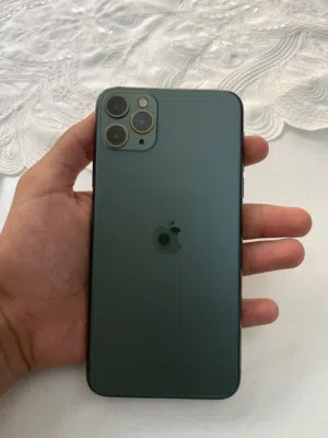 Apple iPhone 11 Pro Max 64 GB in Benghazi