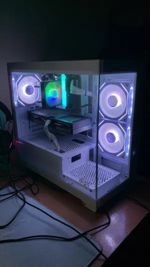 PC GAMING استعمال خفيف بحالة ممتازة