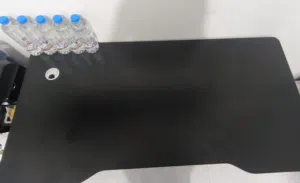 طاوله للبيع معاها الكرتونه وكامل الاغراض شبه جديده استعمال خفيف جدا